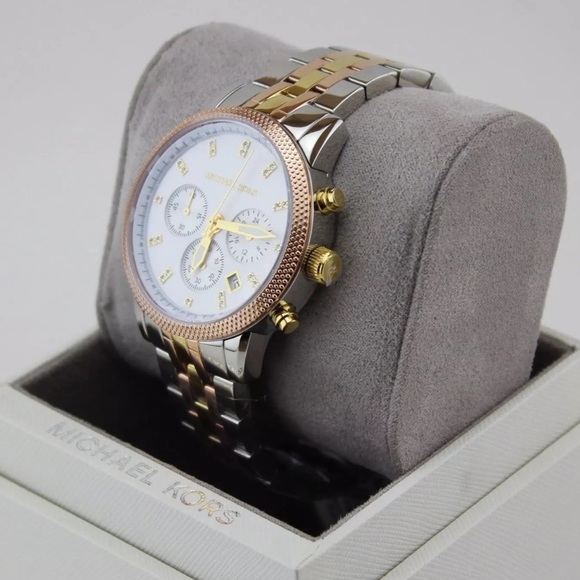 Michael Kors TRI tone ritz chronograph watch - Picture 5 of 8